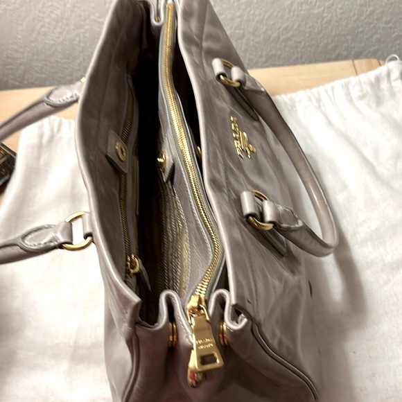 Reserved @kiraewong Authentic Prada Napa Leather Bag Milan - Picture 14 of 16